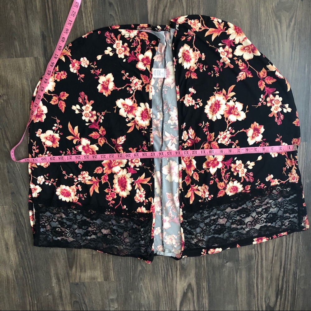 Sweet Rain NWT Black Floral and Lace Kimono Swimsuit Coverup - Picture 7 of 8